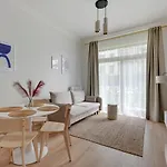 Apartment Zajezdnia Wrzeszcz Seaside & Parking By Downtown Danzig