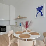 Zajezdnia Wrzeszcz Seaside & Parking By Downtown Apartment