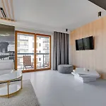 شقة Zajezdnia Wrzeszcz Seaside & Parking By Downtown غدانسك