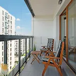 Zajezdnia Wrzeszcz Seaside & Parking By Downtown شقة *