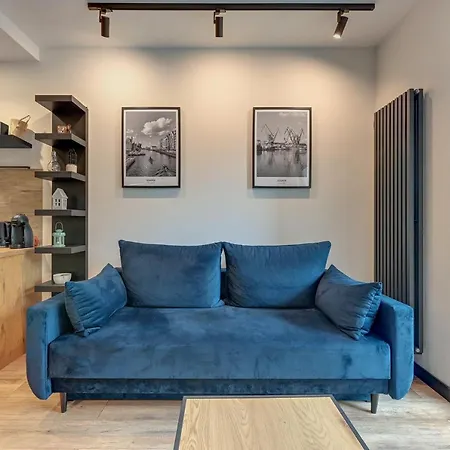 Apartment Zajezdnia Wrzeszcz Seaside & Parking By Downtown