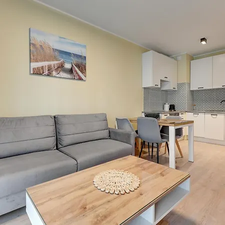 Zajezdnia Wrzeszcz Seaside & Parking By Downtown Danzig