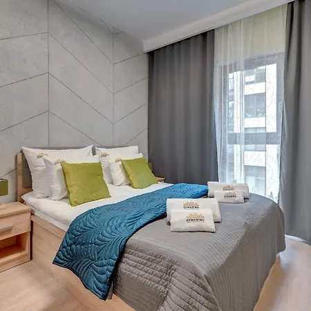 Zajezdnia Wrzeszcz Seaside & Parking By Downtown Gdańsk