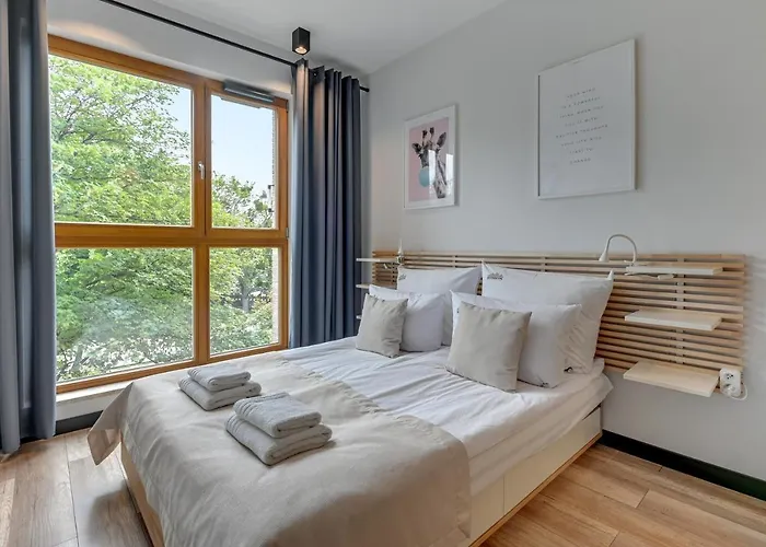 Zajezdnia Wrzeszcz Seaside & Parking By Downtown Gdansk