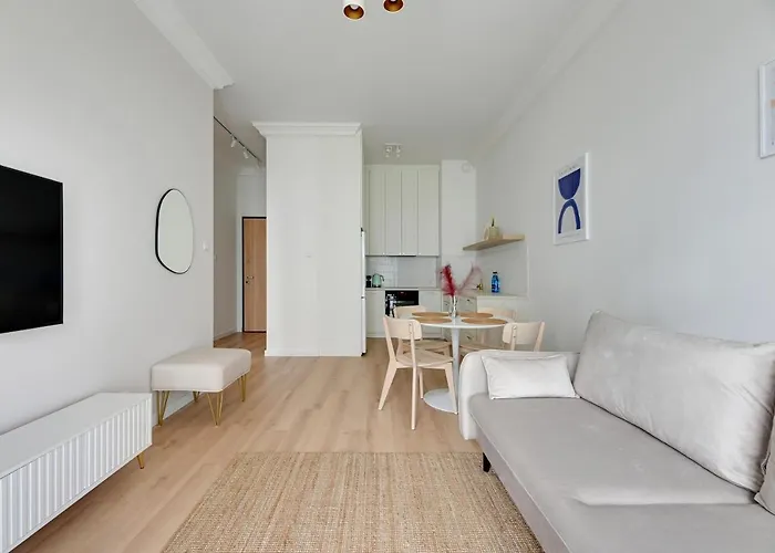 Zajezdnia Wrzeszcz Seaside & Parking By Downtown Gdansk